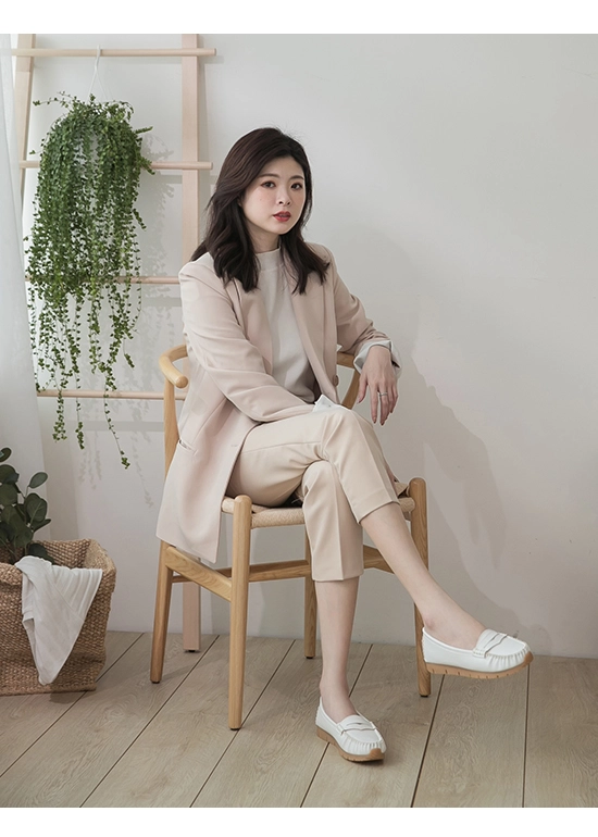柔軟升級．MIT經典款莫卡辛健走鞋 人氣白