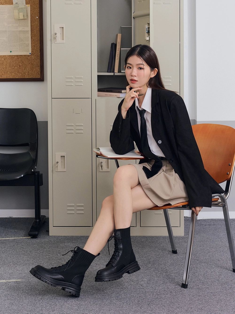 個性boy風針織拼接綁帶短靴 黑色